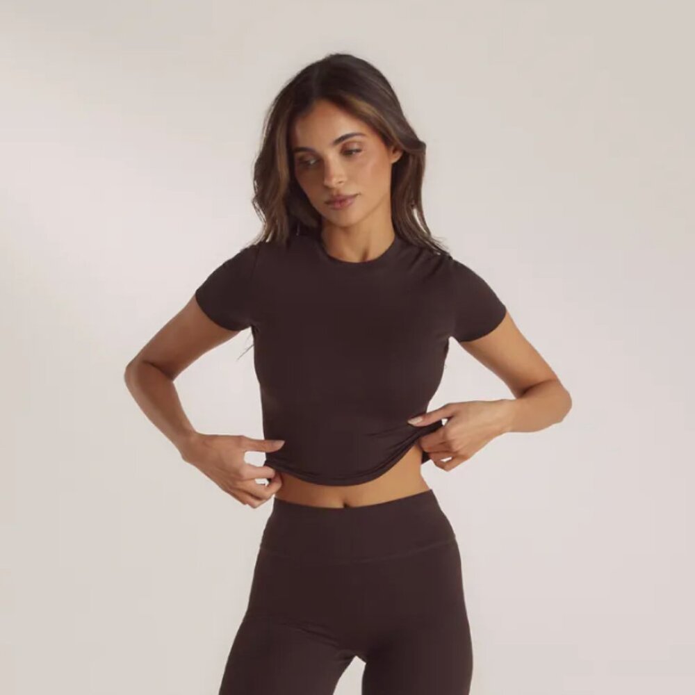 Lounge Top